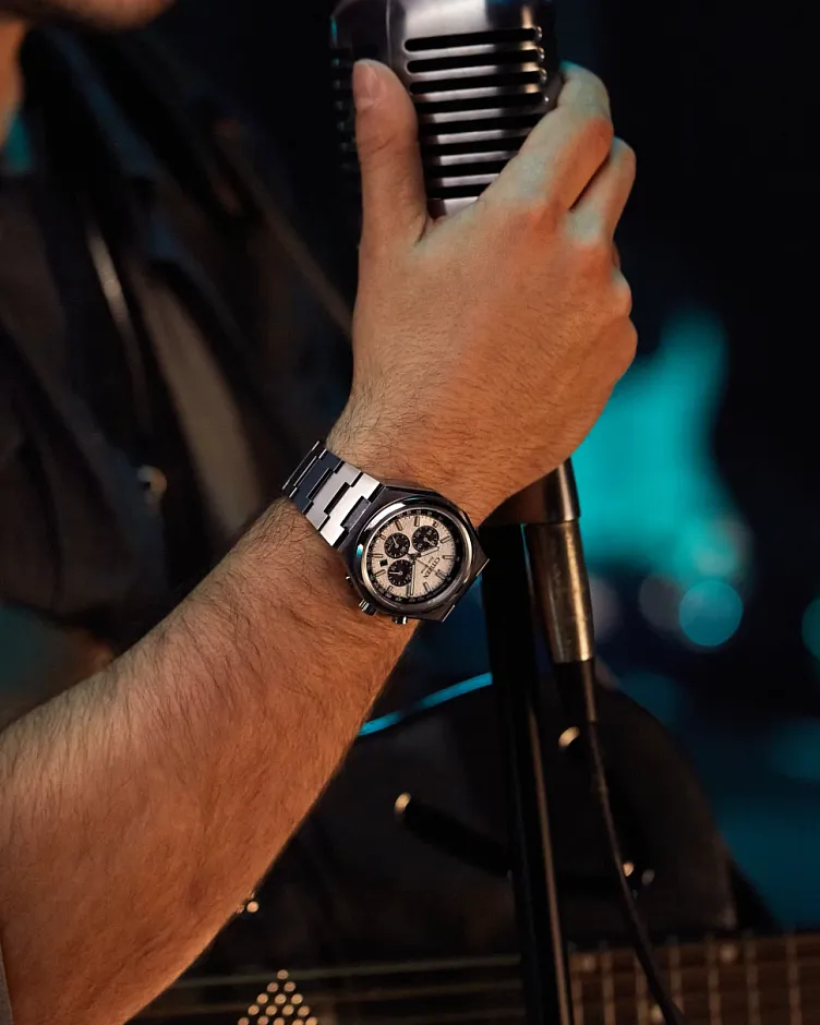 Zenshin Chrono Silver-Tone Dial Super Titanium Bracelet CA4610-85A Zenshin Chrono Silver-Tone Dial Super Titanium Bracelet CA4610-85A